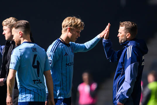 Djurgårdens Theo Bergvall och tränare Jani Honkavaara