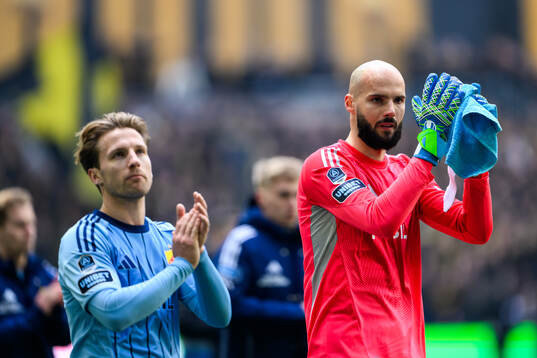 Djurgårdens målvakt Filip Manojlovic