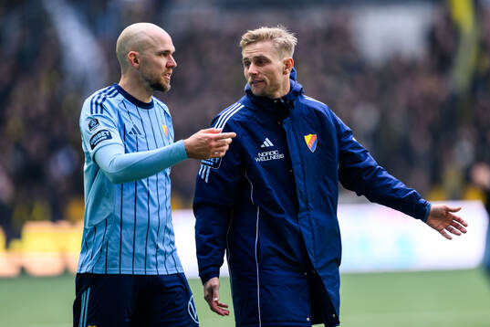 Djurgårdens Marcus Danielson och målvakt Jacob Rinne