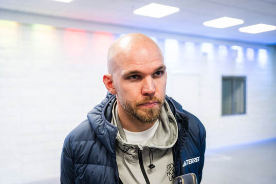Djurgårdens Marcus Danielson i mixade zonen