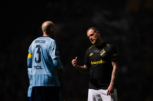 Djurgårdens Marcus Danielson och AIKs John Guidetti
