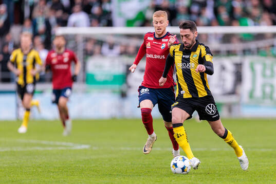 Östers Daniel Ask och Hammarbys Nahir Besara