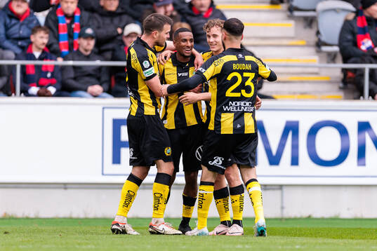 Hammarbys Paulos Abraham jublar