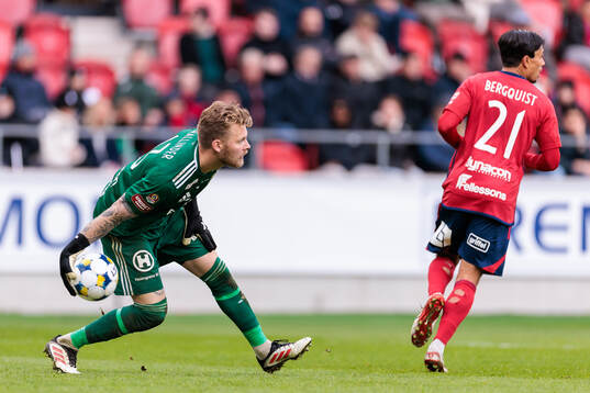 Östers målvakt Robin Wallinder