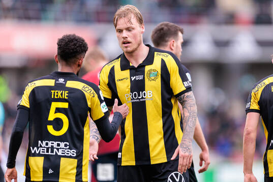 Hammarbys Victor Eriksson jublar