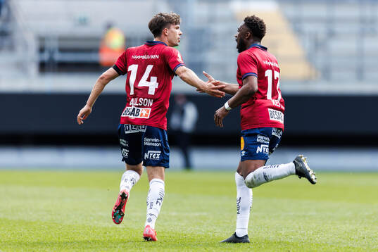 Örgrytes Daniel Paulson jublar