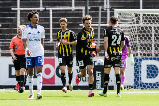 Häckens Silas Andersen jublar