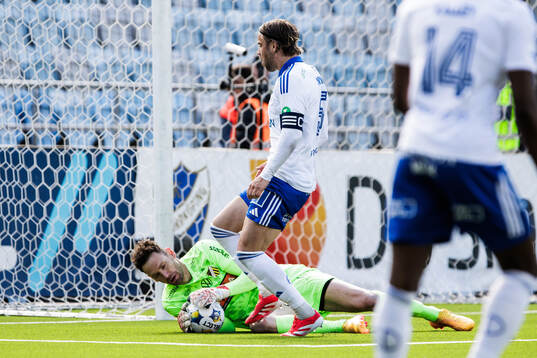 Häckens Etrit Berisha och IFK Norrköpings Christoffer