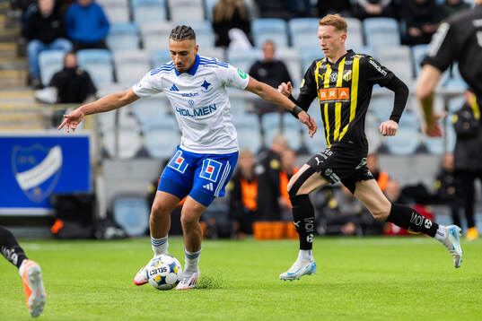 IFK Norrköpings Moutaz Neffati och Häckens Julius Lindberg