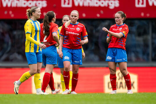 Helsingborgs Agnes Eklöf och Mathilde Vangsgaard deppar
