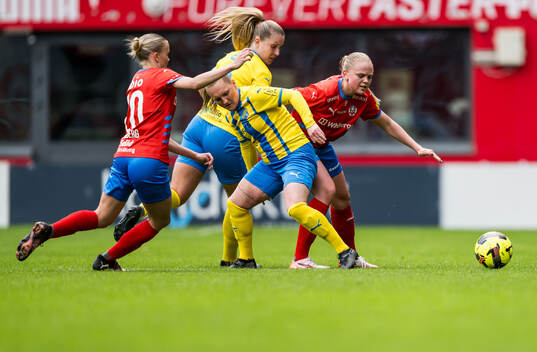 Eskilsminnes Alma Bertilsson och Helsingborgs Agnes Eklöf