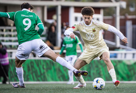 Östersunds Ziad Ghanoum och Brages Filip Trpcevski