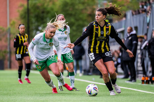 Hammarbys Anna Jøsendal och Häckens Helena Sampaio