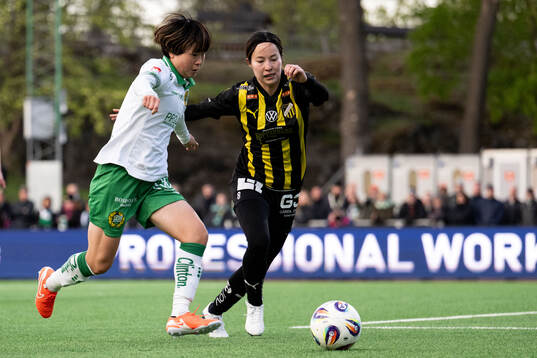 Hammarbys Asato Miyagawa och Häckens Hikaru Kitagawa