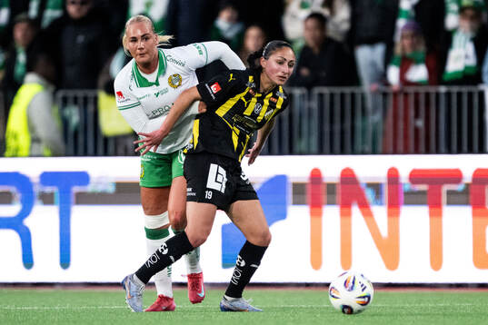 Hammarbys Cathinka Tandberg och Häckens Nesrin Akgun