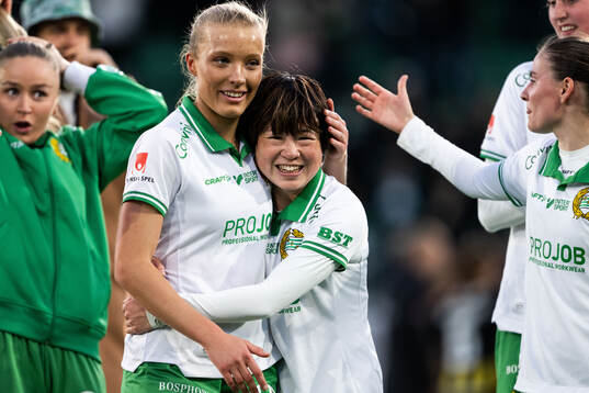 Hammarbys Smilla Holmberg och Asato Miyagawa jublar