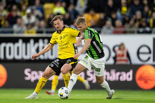 Elfsborgs Simon Olsson och GAISs Kevin Holmén