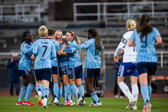 Djurgårdens Tove Almqvist jublar