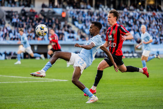 Malmö FFs Taha Ali och Brommapojkarnas Alex Timossi