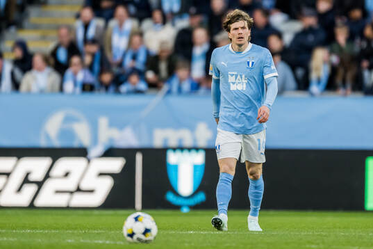 Malmö FFs Oliver Berg deppar