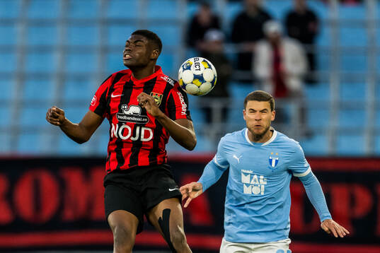 Brommapojkarnas Ezekiel Alladoh och Malmö FFs Gabriel