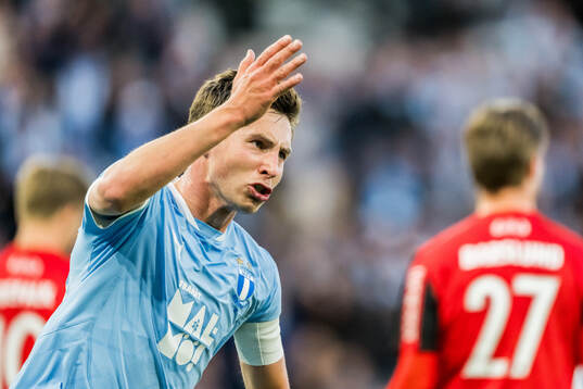 Malmö FFs Lasse Berg Johnsen jublar