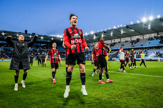 Brommapojkarnas Kaare Brøckner Barslund jublar