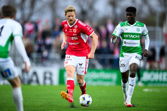 Kalmars Lars Sætra och Västerås Aaron Le Forestier