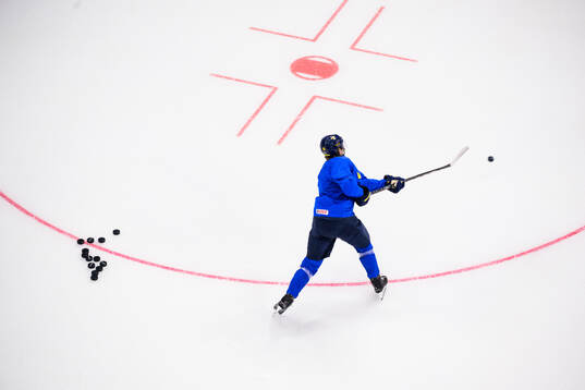 Leo Carlsson of Sweden at a practice session