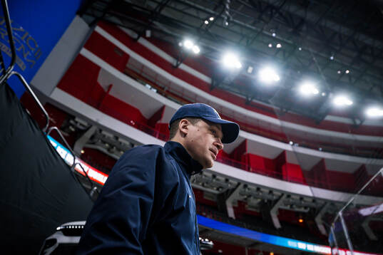 Head coach Sam Hallam of Sweden arrives at a practice