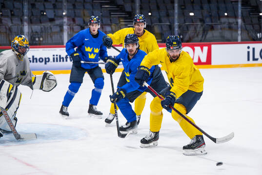 Marcus Johansson and Erik Gustafsson of Sweden at a