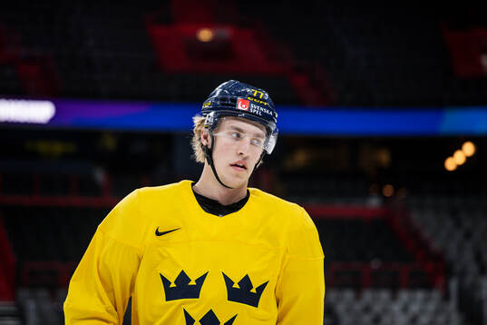 Simon Edvinsson of Sweden at a practice session