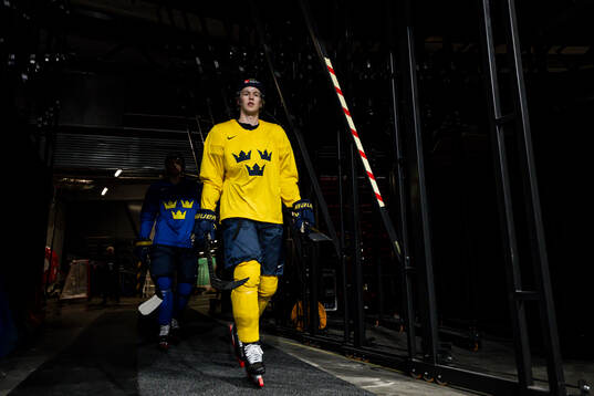Simon Edvinsson of Sweden at a practice session