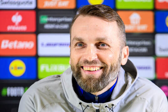 Head coach Jani Honkavaara of Djurgården