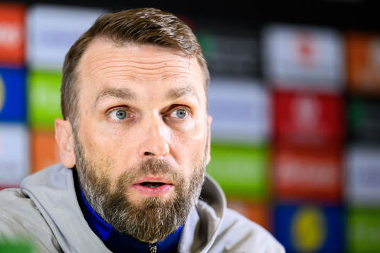 Head coach Jani Honkavaara of Djurgården