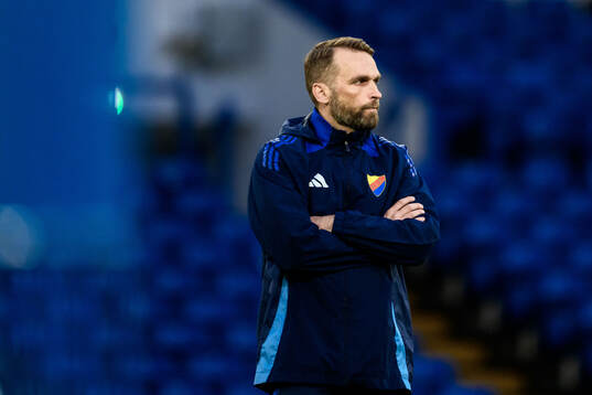 Head coach Jani Honkavaara of Djurgården