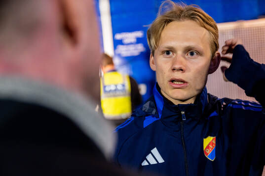 Tobias Gulliksen of Djurgården is being interviewed