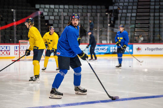 Mika Zibanejad of Sweden at a practice session