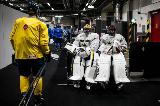 Goaltender Samuel Ersson and goaltender Jacob Markström of