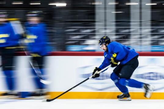 Mika Zibanejad of Sweden at a practice session