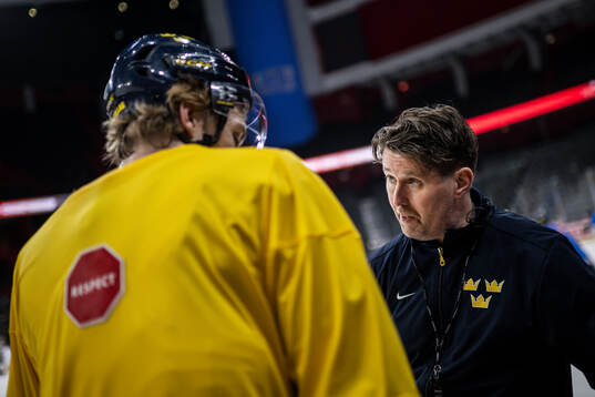 Assistant coach Stefan Klockare of Sweden at a practice