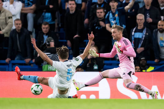 Miro Tenho and goalkeeper Jacob Rinne of Djurgården