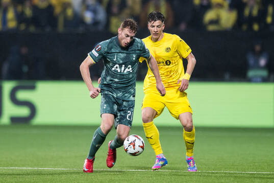 Dejan Kulusevski of Tottenham Hotspur and Jostein Gundersen