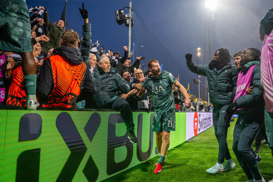 Dejan Kulusevski of Tottenham Hotspur celebrates