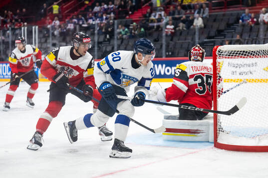 Lukas Haudum of Austria and Eeli Tolvanen of Finland