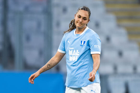 Malmö FFs Isabella D'Aquila deppar