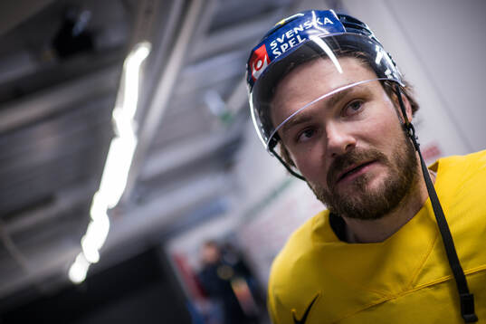 Rasmus Andersson of Sweden