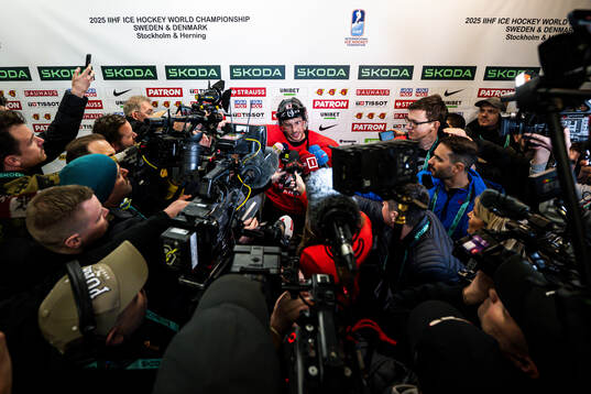 Sidney Crosby of Canada