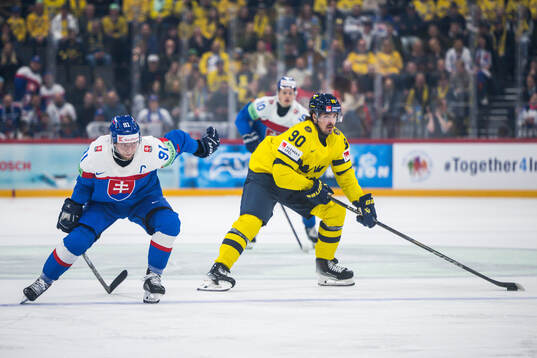 Matus Sukel of Slovakia and Marcus Johansson of Sweden