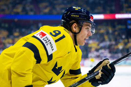Leo Carlsson of Sweden